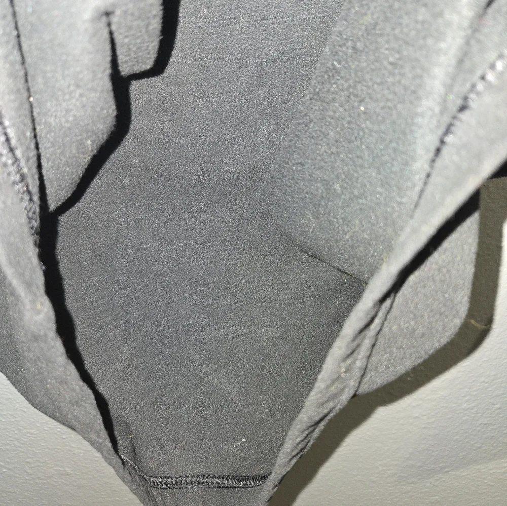 FINAL SALE! $8 The North Face TKA 100 Black Sweater Size small